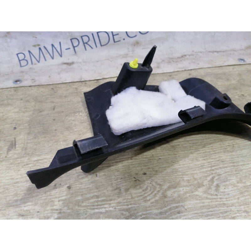 Обшивка стойки нижняя (салон) Jeep Grand Cherokee WK2 1vk46dx9ab