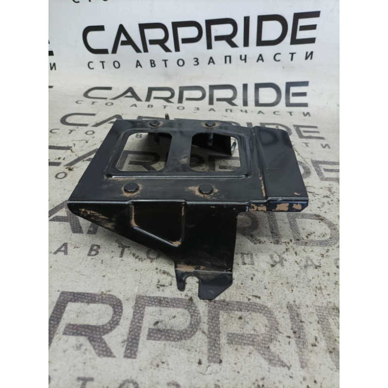 Кронштейн блока управления (кузов и элементы) Jeep Compass MP 2018 2.4 30622599aa