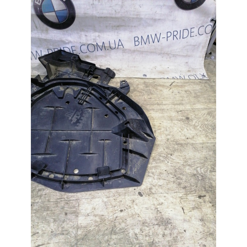 Захист паливного бака (кузов і елементи) Subaru Forester SJ 2016 2.5 42045sg120