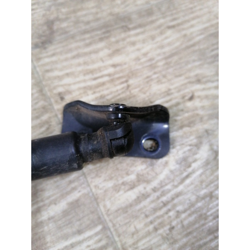 Амортизатор багажника (кузов и элементы) Mitsubishi Outlander GF 2017 2.4 5802a599