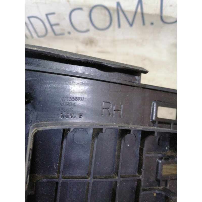 Обшивка Стойки (салон) Dodge Durango WD 2015 5.7 HEMi 1gq68dx9ad