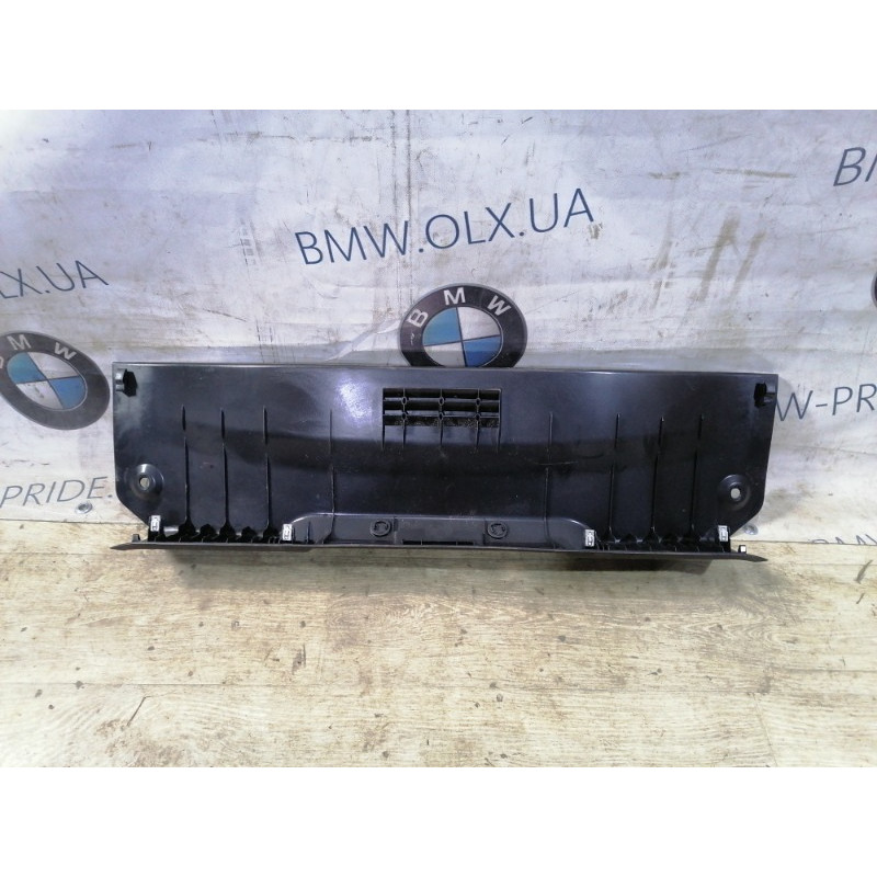Накладка замка кришки багажника (салон) FORD Focus MK3 2013 2.0 Bm51f40352adw