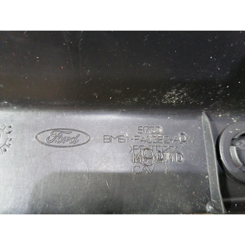 Накладка замка кришки багажника (салон) FORD Focus MK3 2013 2.0 Bm51f40352adw