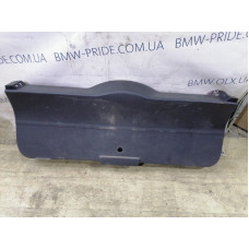 Обшивка крышки багажника