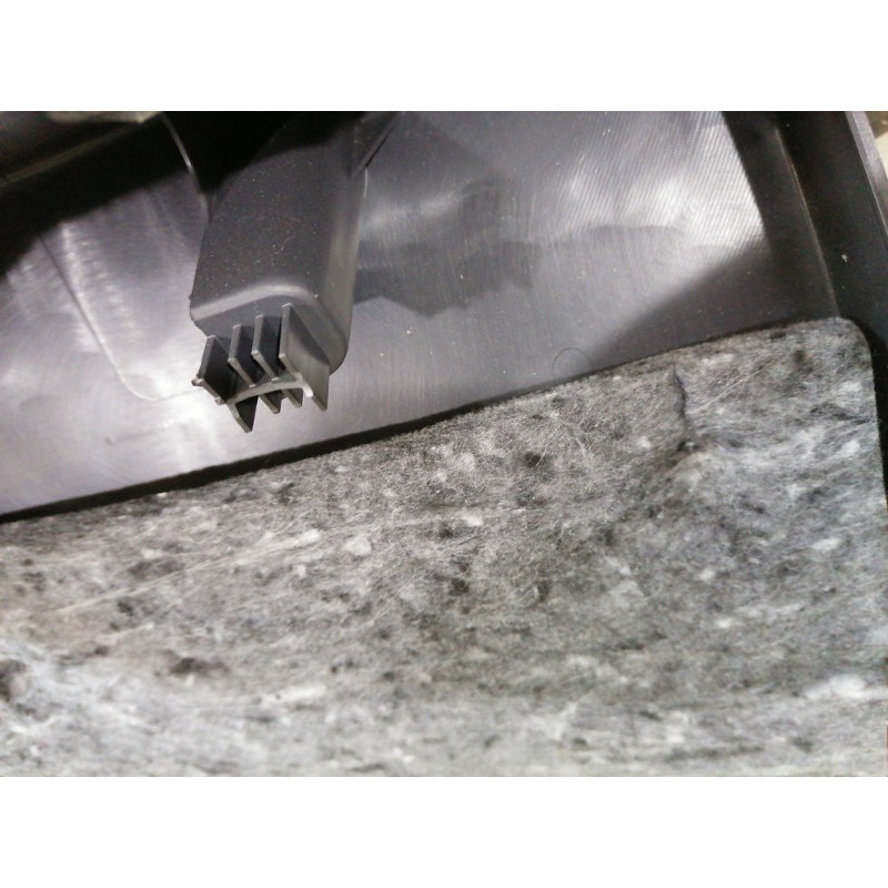 Обшивка крышки багажника (салон) Jeep Compass MK49 2011 2.4 0y670trmah