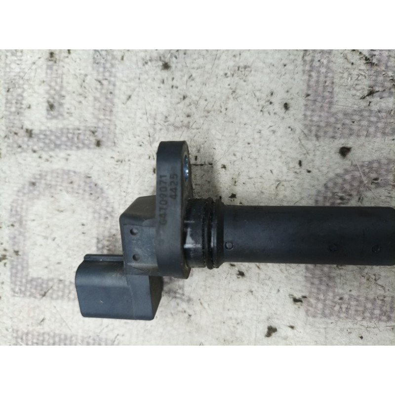 Датчик положения коленвала (электрика двигателя) Subaru Impreza G13 g4t09071