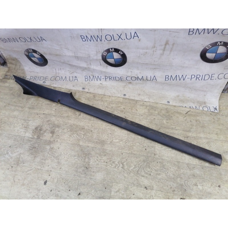 Накладка на порог (кузов и элементы) Volkswagen Golf 1K 2.5 1k3853371