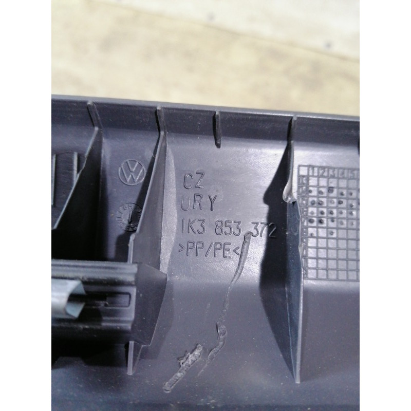 Накладка на порог (кузов и элементы) Volkswagen Golf 1K 2.5 1k3853372