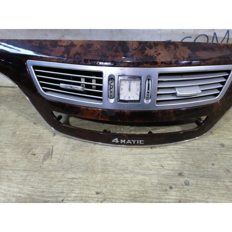 Накладка торпеды (салон) Mercedes-Benz S-class W221 A2216805471