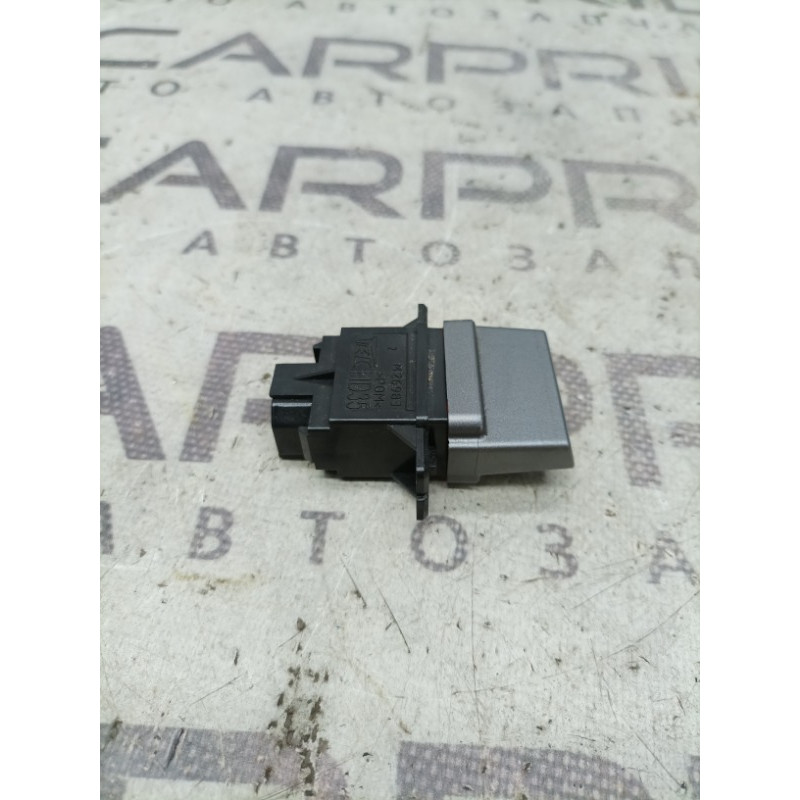 Кнопка аварийной сигнализации (электрика / кнопки) Honda Odyssey 4 2012 35510TK8A01