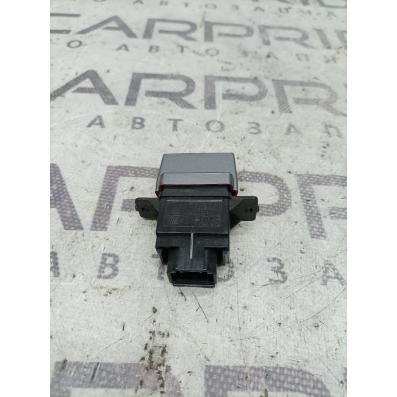 Кнопка аварийной сигнализации (электрика / кнопки) Honda Odyssey 4 2012 35510TK8A01