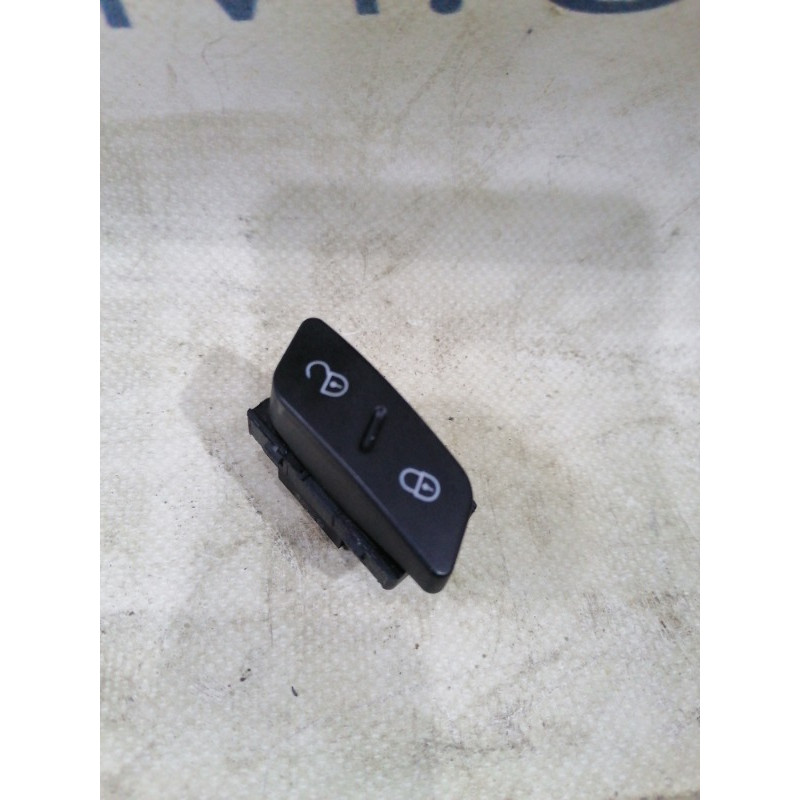 Кнопка блокировки центрального замка (электрика / кнопки) Volkswagen Tiguan 5N 1k0962125b