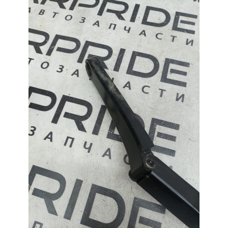 Поводок дворника (кузов и элементы) Volkswagen Passat B7 2014 1.8 561955409B