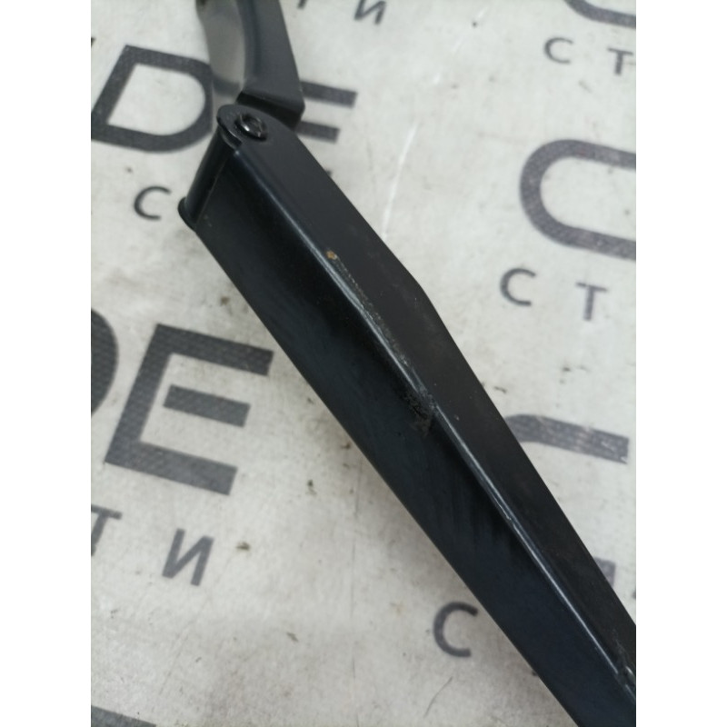 важіль щітки склоочисника (кузов і елементи) Volkswagen Passat B7 2014 1.8 561955410B