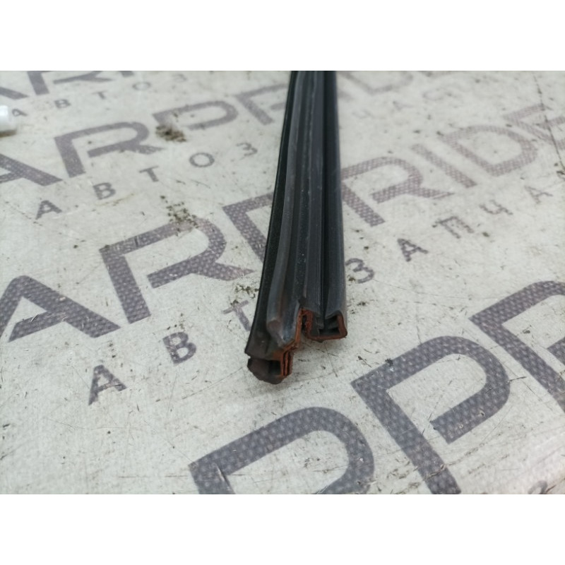 Молдинг стекла внутренний (наружные элементы кузова) Mercedes-Benz E-class W211 2008 3.5 a2117250165