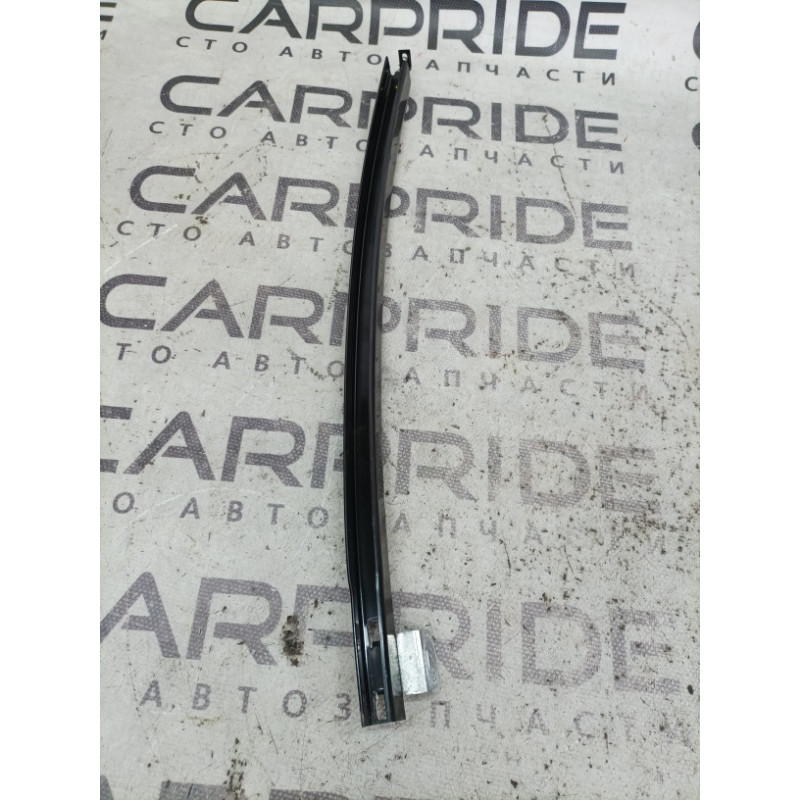 Направляющая стекла двери (кузов и элементы) Mercedes-Benz E-class W211 2008 3.5 A2117300219