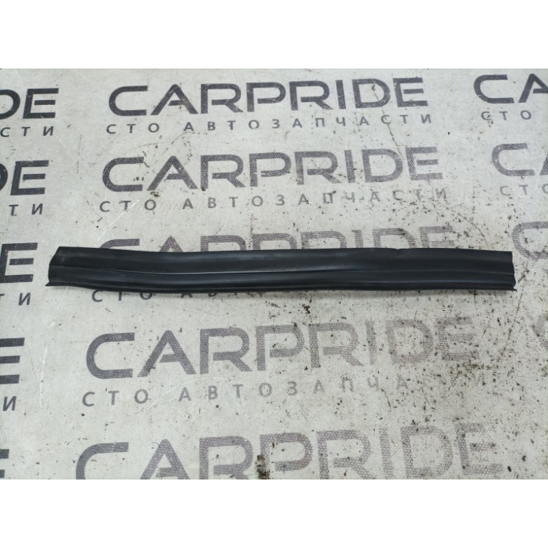 Уплотнитель капота (кузов и элементы) Mercedes-Benz C-class W203 2007 3.0 a2036284198