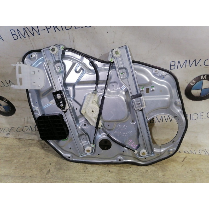 Механизм стеклоподъемника (кузов и элементы) KIA Sorento UM 2013 2.4 824021U001