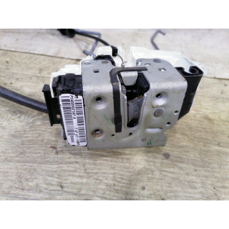 Замок двери (кузов и элементы) Dodge Durango WD 2015 5.7 HEMi 04589921af