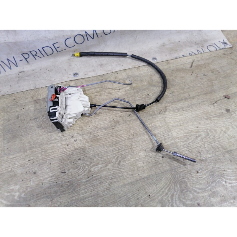 Замок двери (кузов и элементы) Dodge Durango WD 2015 5.7 HEMi 04589921af