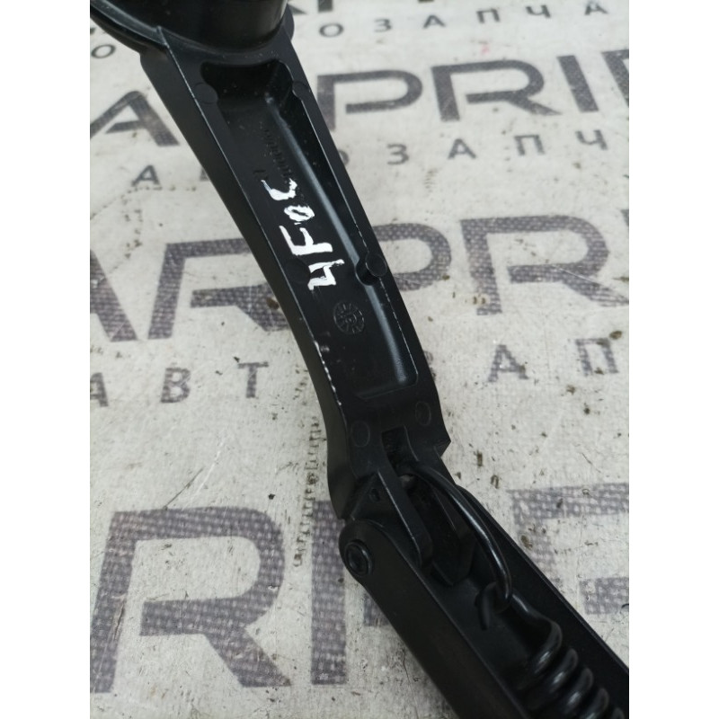 Поводок дворника (кузов и элементы) FORD Focus MK3 2015 2.0 CP9Z17527A