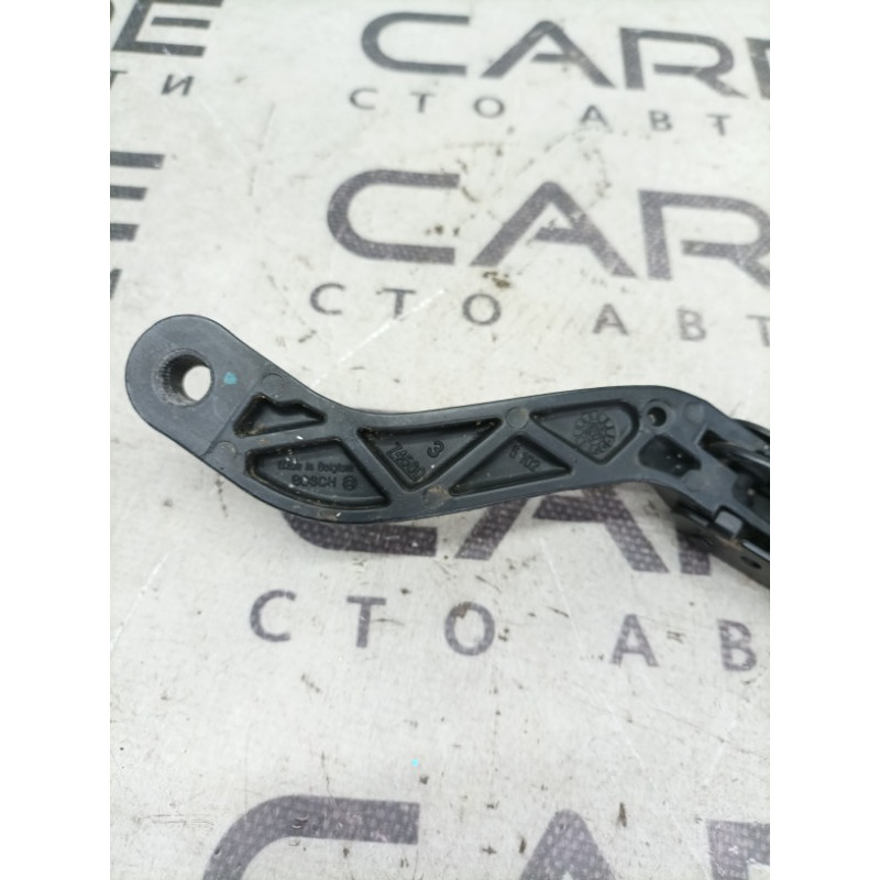 Поводок дворника (кузов и элементы) Mercedes-Benz E-class W211 2008 3.5 a2118201544