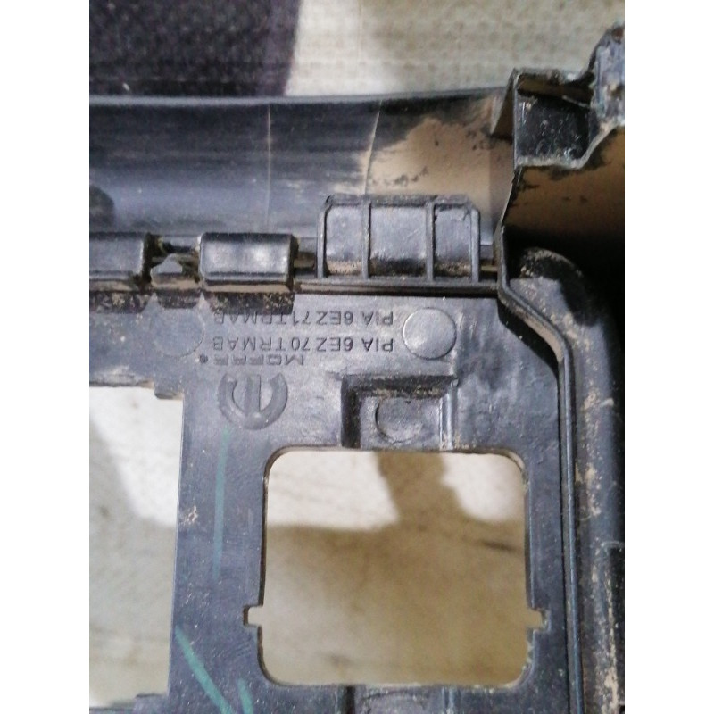 Накладка центральної консолі (салон) Jeep Compass MP 2018 2.4 6EZ70DX9AD