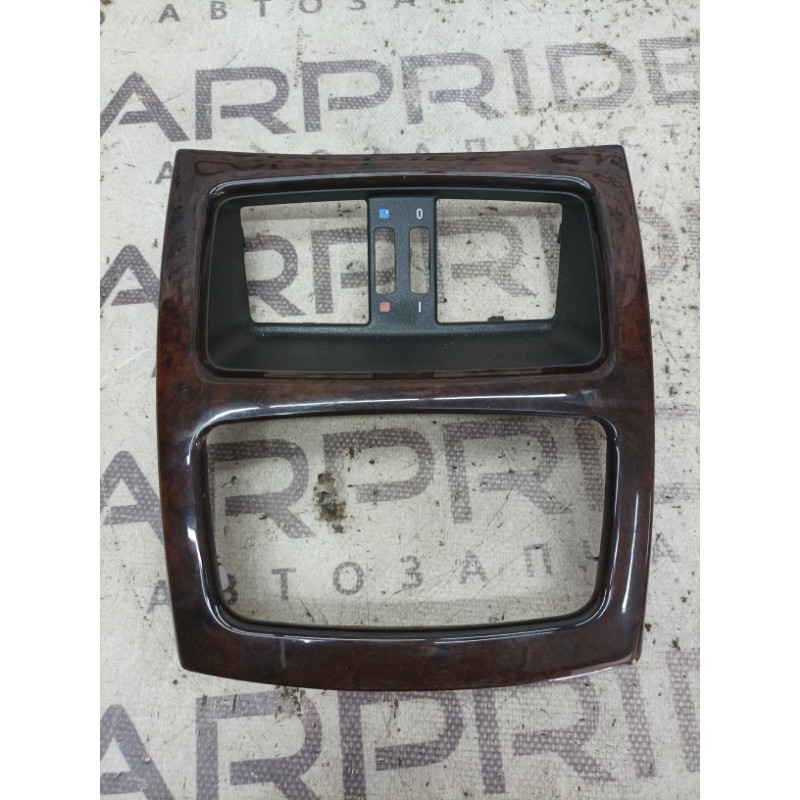Декоративная накладка центральной консоли (салон) BMW 3-series E93 2010 3.0 N52 51166960678
