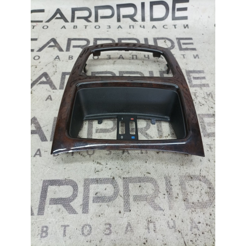 Декоративная накладка центральной консоли (салон) BMW 3-series E93 2010 3.0 N52 51166960678