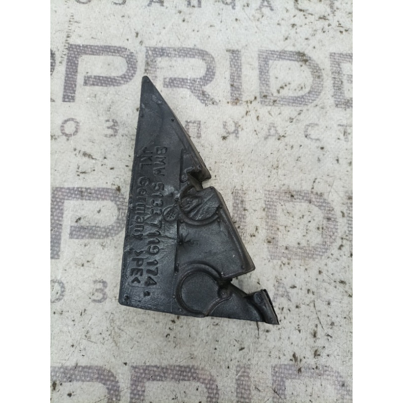 Уплотнитель (кузов и элементы) BMW 3-series E93 2010 3.0 N52 51337119174