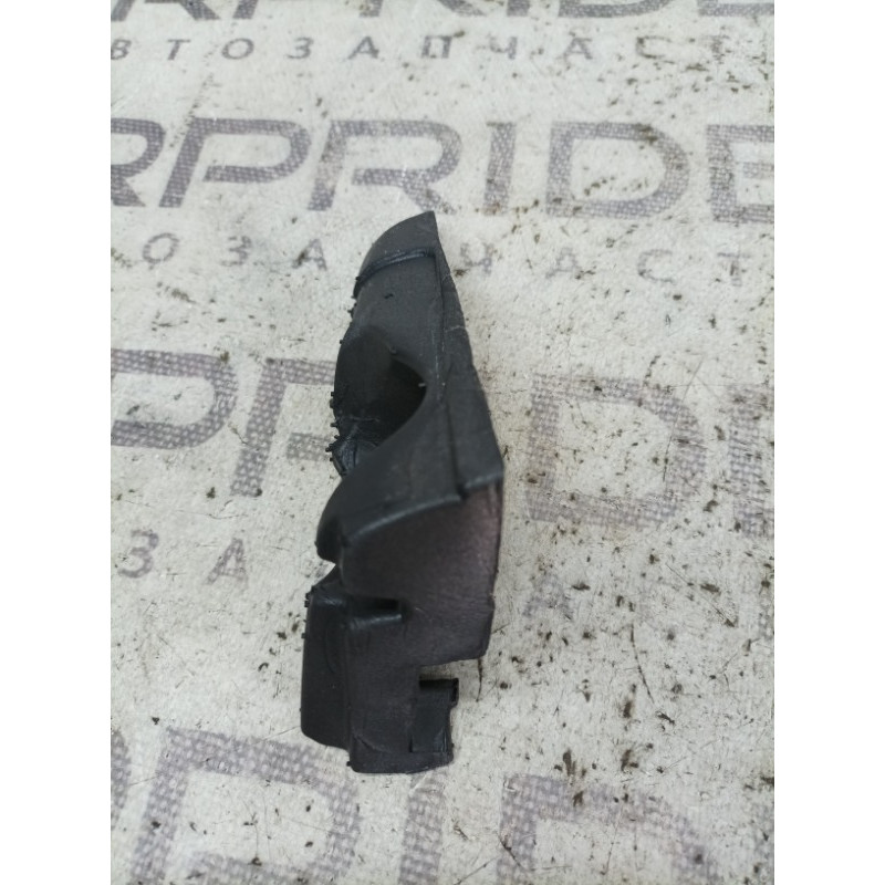 Уплотнитель (кузов и элементы) BMW 3-series E93 2010 3.0 N52 51337119174