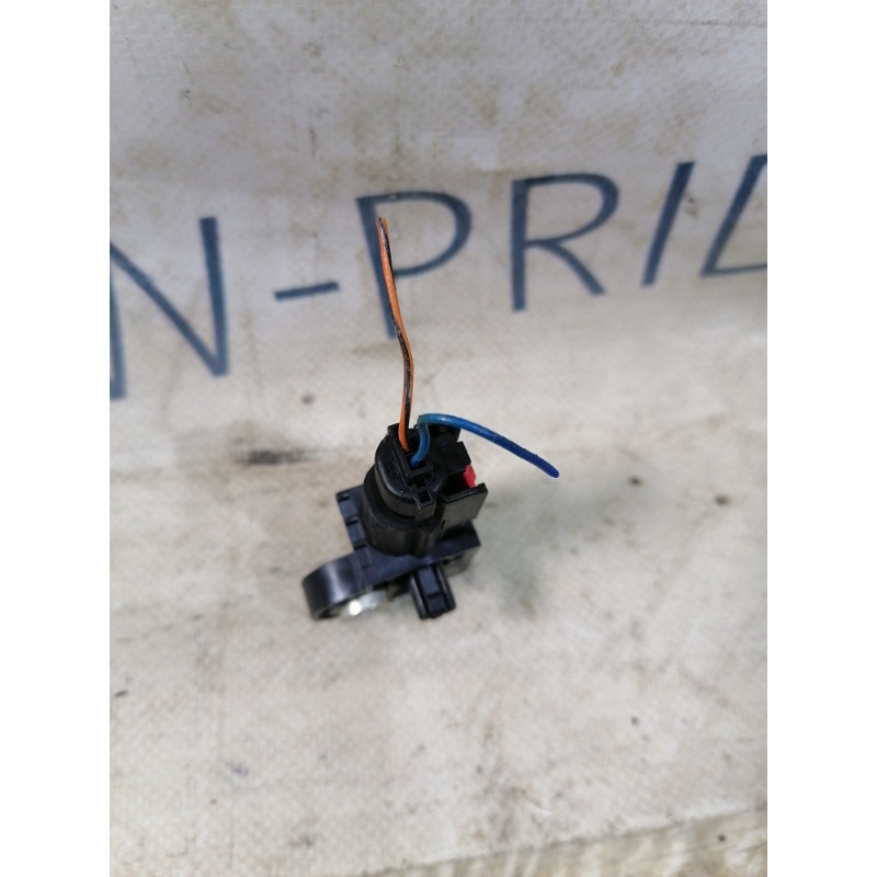 Датчик удара (электрика / датчики) KIA Sorento UM 2013 2.4 959302p000