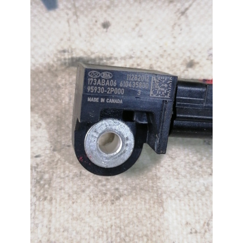 Датчик удара (электрика / датчики) KIA Sorento UM 2013 2.4 959302p000