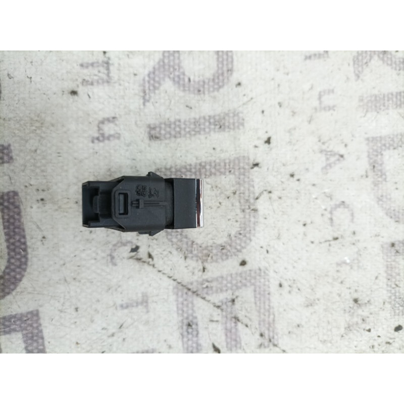 Кнопка стеклоподъемника (электрика / кнопки) FORD Focus MK3 2012 2.0 BM5Z14529A