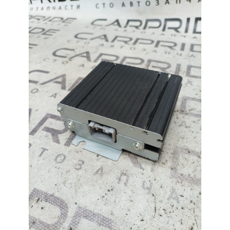 Усилитель звука (электрика) Jeep Compass MK49 2011 2.4 5026855aa