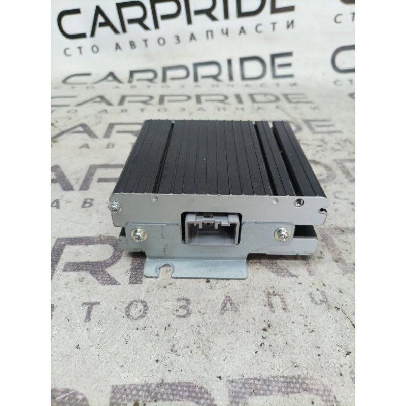 Усилитель звука (электрика) Jeep Compass MK49 2011 2.4 5026855aa