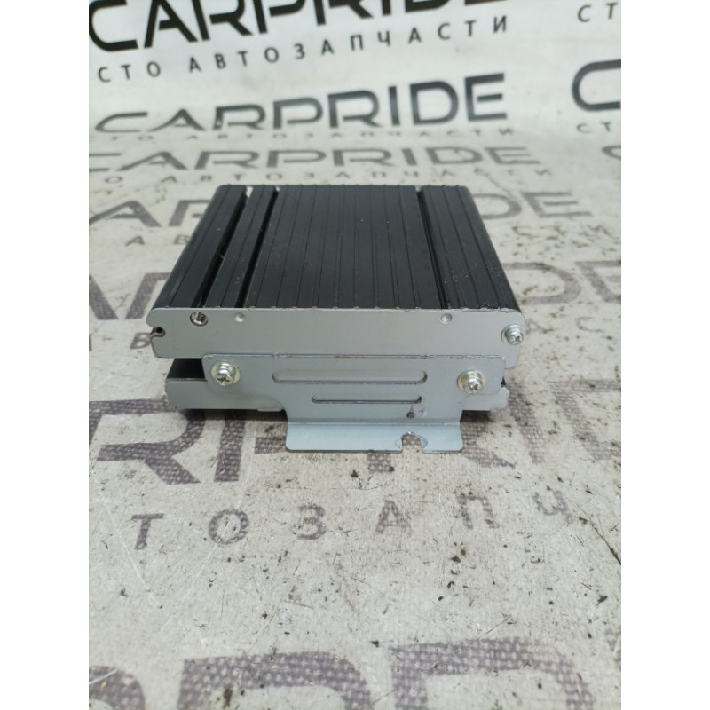 Усилитель звука (электрика) Jeep Compass MK49 2011 2.4 5026855aa