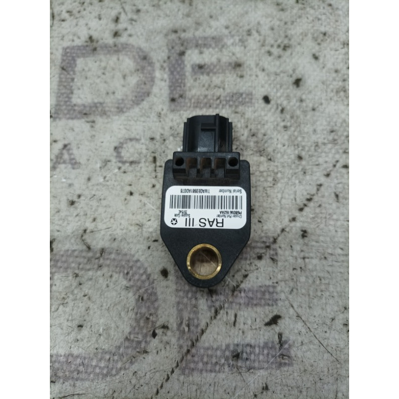 Датчик удара (электрика / датчики) Jeep Compass MK49 2011 2.4 68056162aa