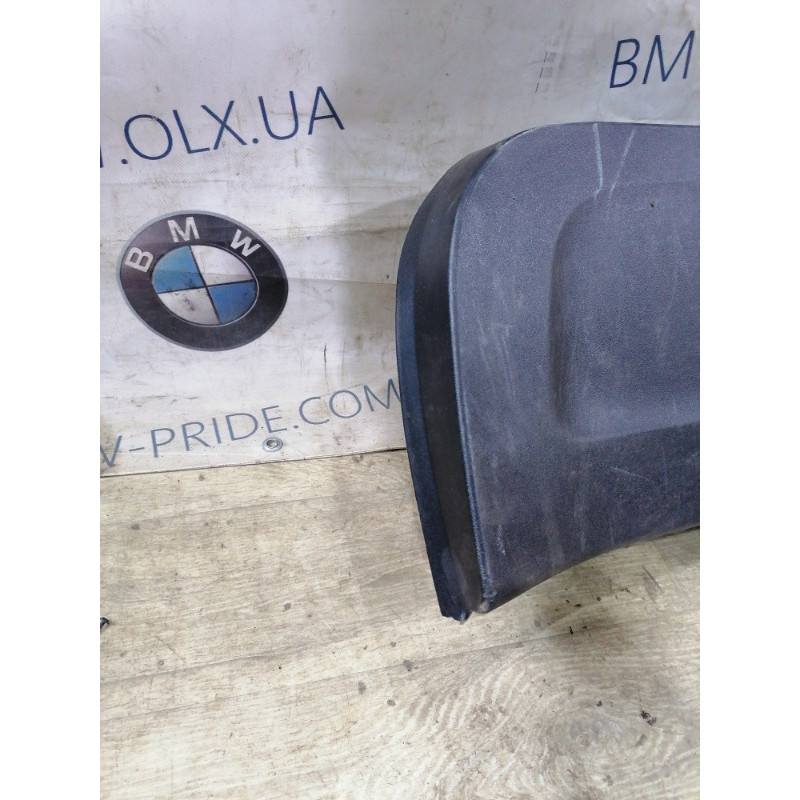 Обшивка крышки багажника (салон) Toyota Prius NHW20 6775047010C0