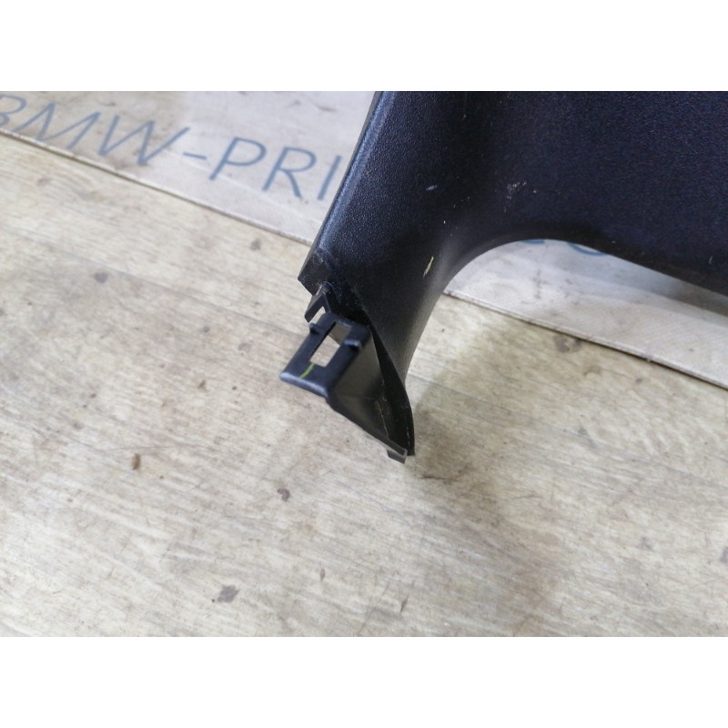 Обшивка крышки багажника (салон) Toyota Prius NHW20 6775147020C0