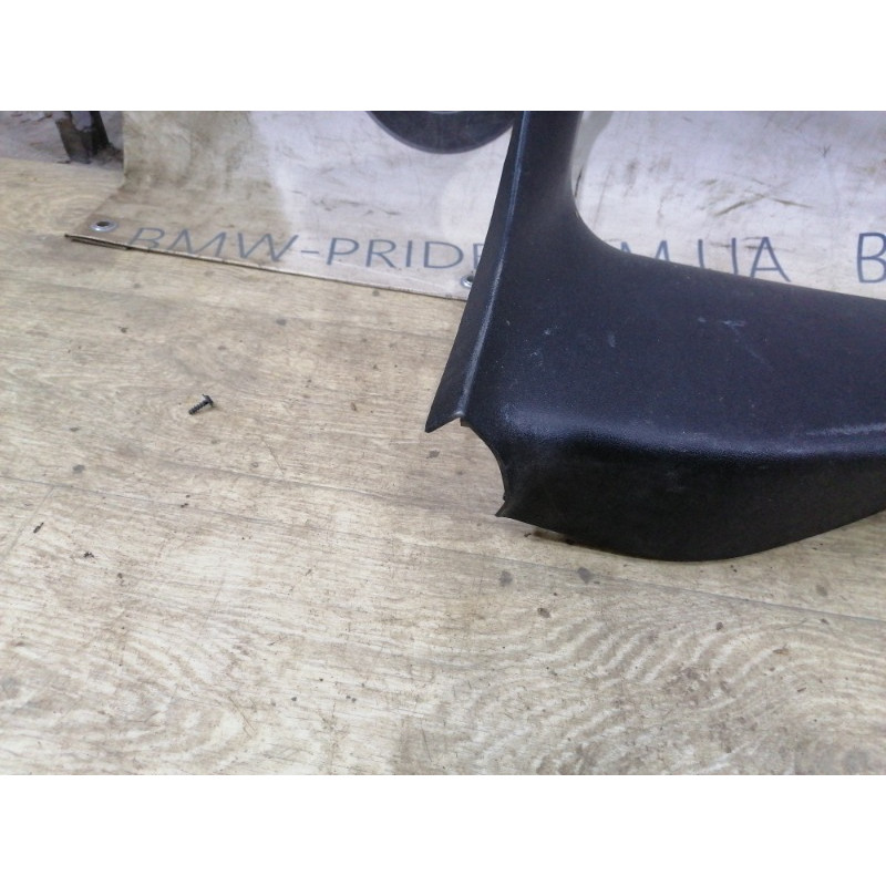 Обшивка крышки багажника (салон) Toyota Prius NHW20 6775147020C0