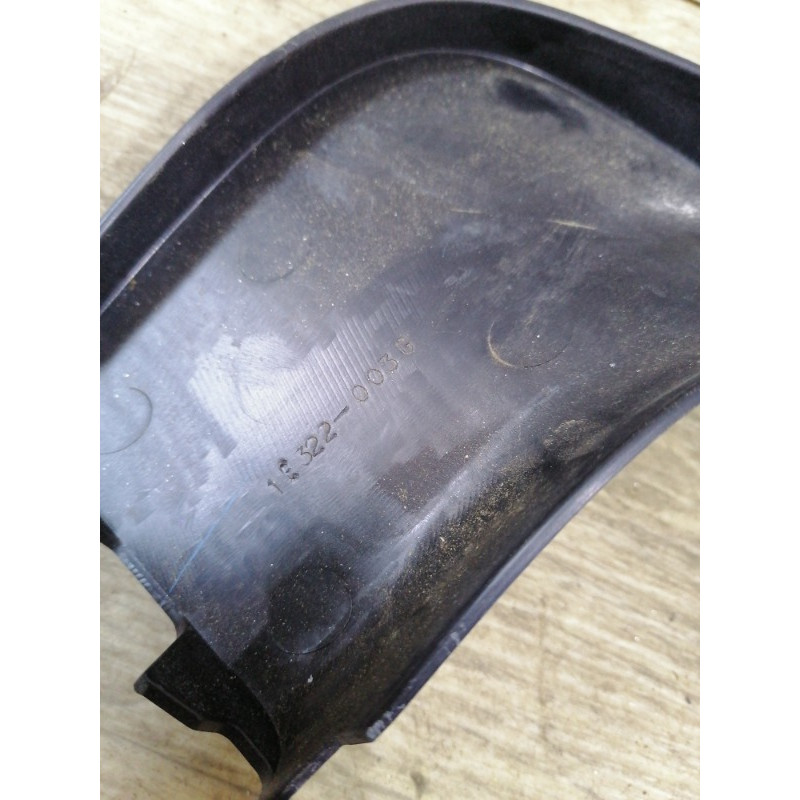 Обшивка крышки багажника (салон) Toyota Prius NHW20 6793747010C0