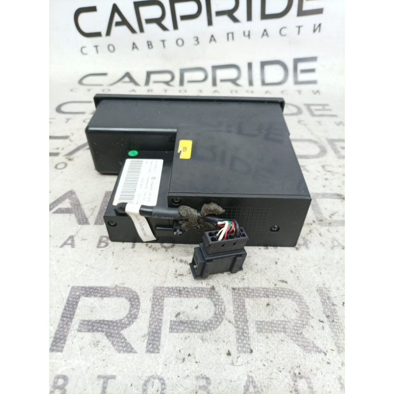 Бардачок з роз'ємом підключення iPod (салон) Volkswagen Golf 1K 2.5 1k0857925b