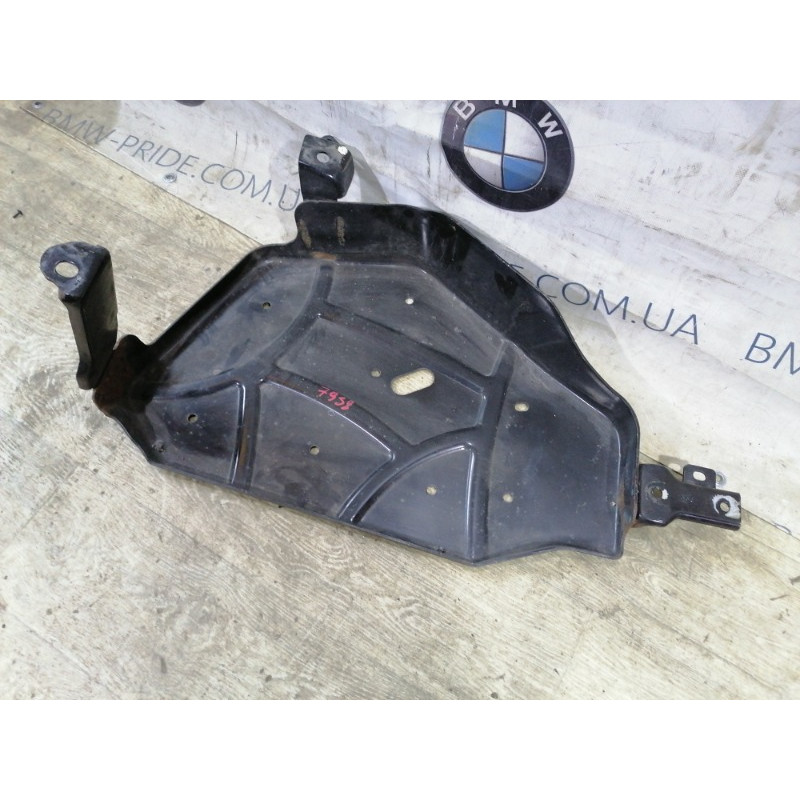 Захист паливного бака (кузов і елементи) Jeep Cherokee Trailhawk 2014 2.4 68149785AB