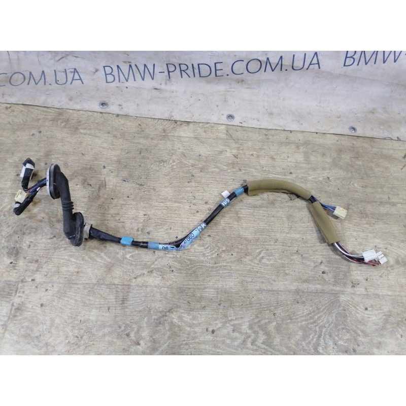 Проводка крышки багажника (электрика) Toyota Prius NHW20 8218447060