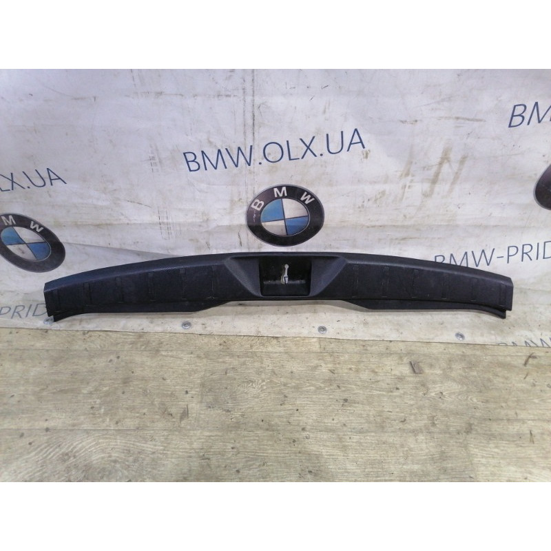 Накладка замка крышки багажника (салон) Subaru Forester SJ 2016 2.5 94026sg000