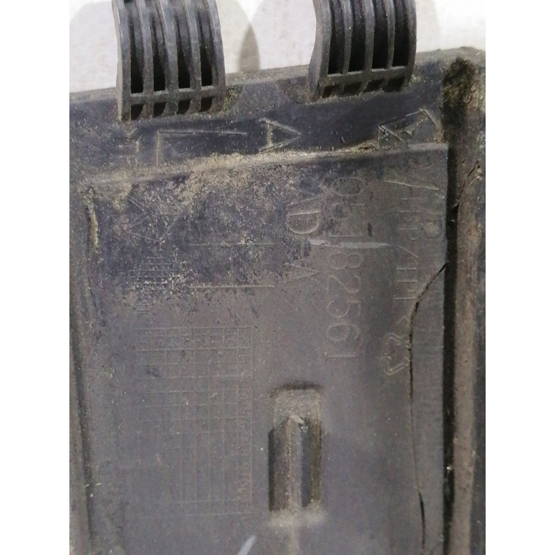 Молдинг лобового стекла (кузов и элементы) Jeep Compass MK49 2011 2.4 5182561ad