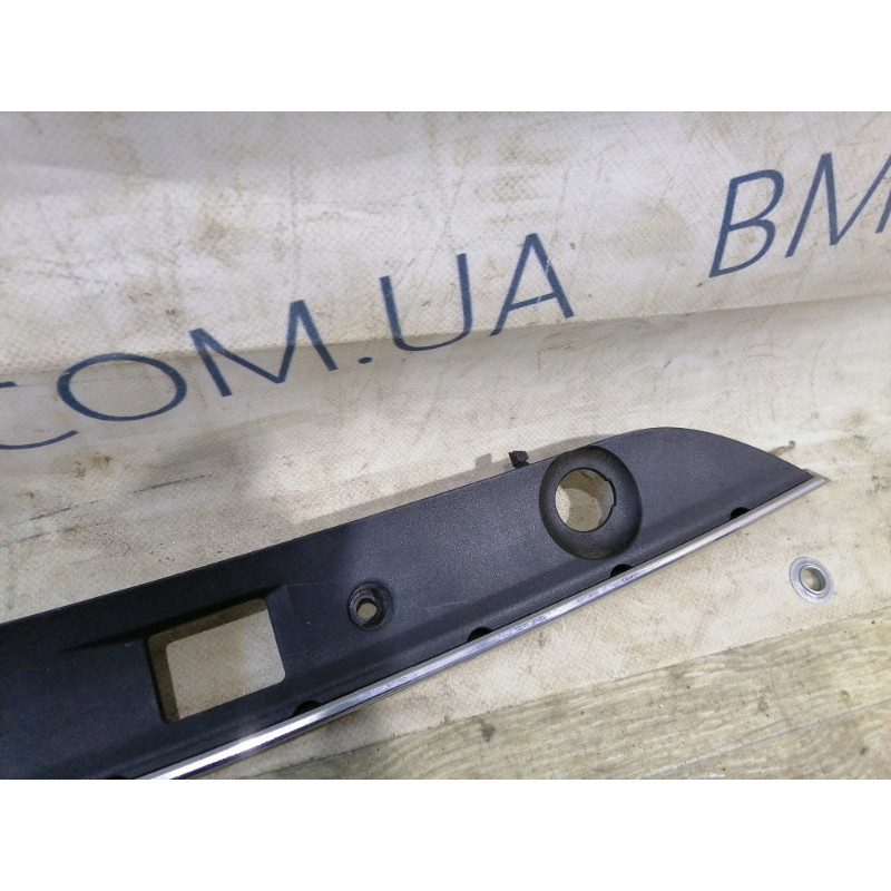 Панель подсветки номера (кузов и элементы) Mercedes-Benz C-class W204 A2047400993