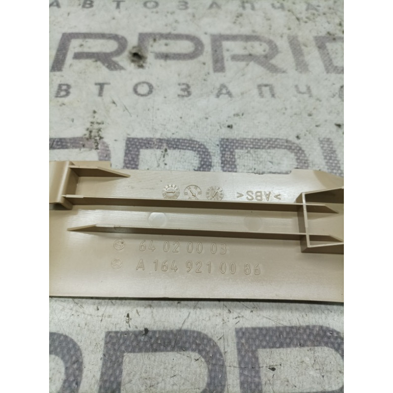 Накладка сидения (салон) Mercedes-Benz GL X164 2012 4.6 a1649210086