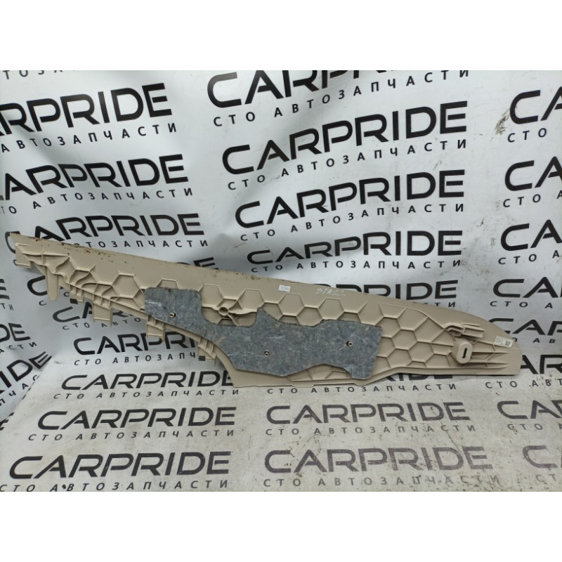 Накладка центральной консоли (салон) Volkswagen Passat B7 2014 1.8 561863046a